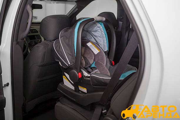 child seat in the car